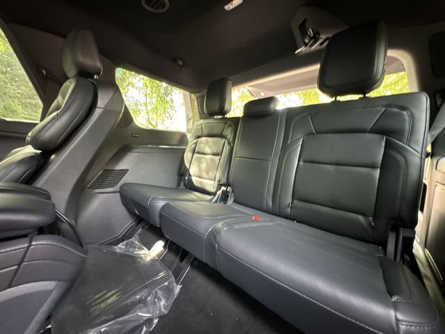 New 2027 Lincoln Navigator Reserve w/ Jet Appearance Package AWD/4WD image 24