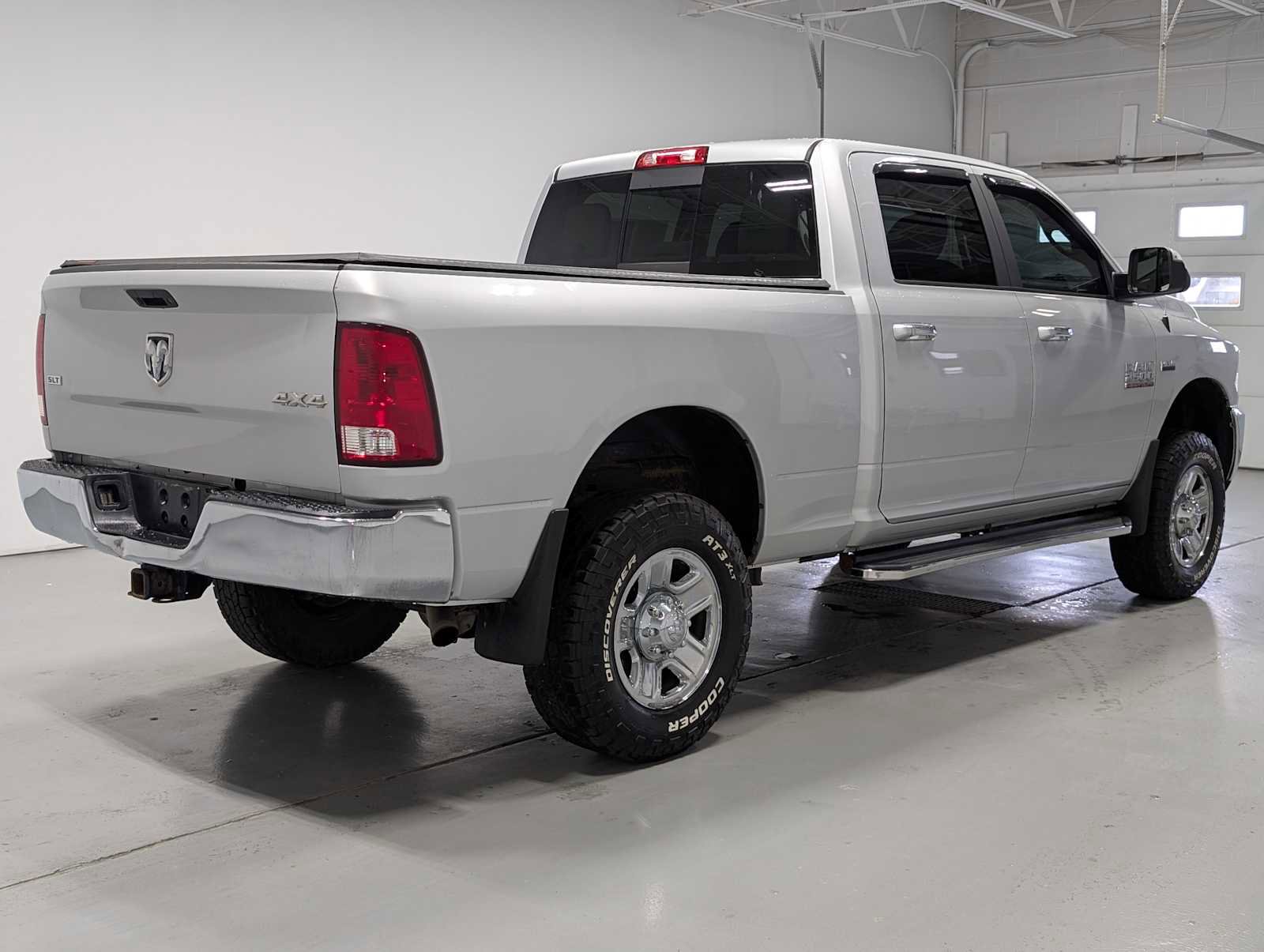 Used 2018 RAM 2500 SLT image 8