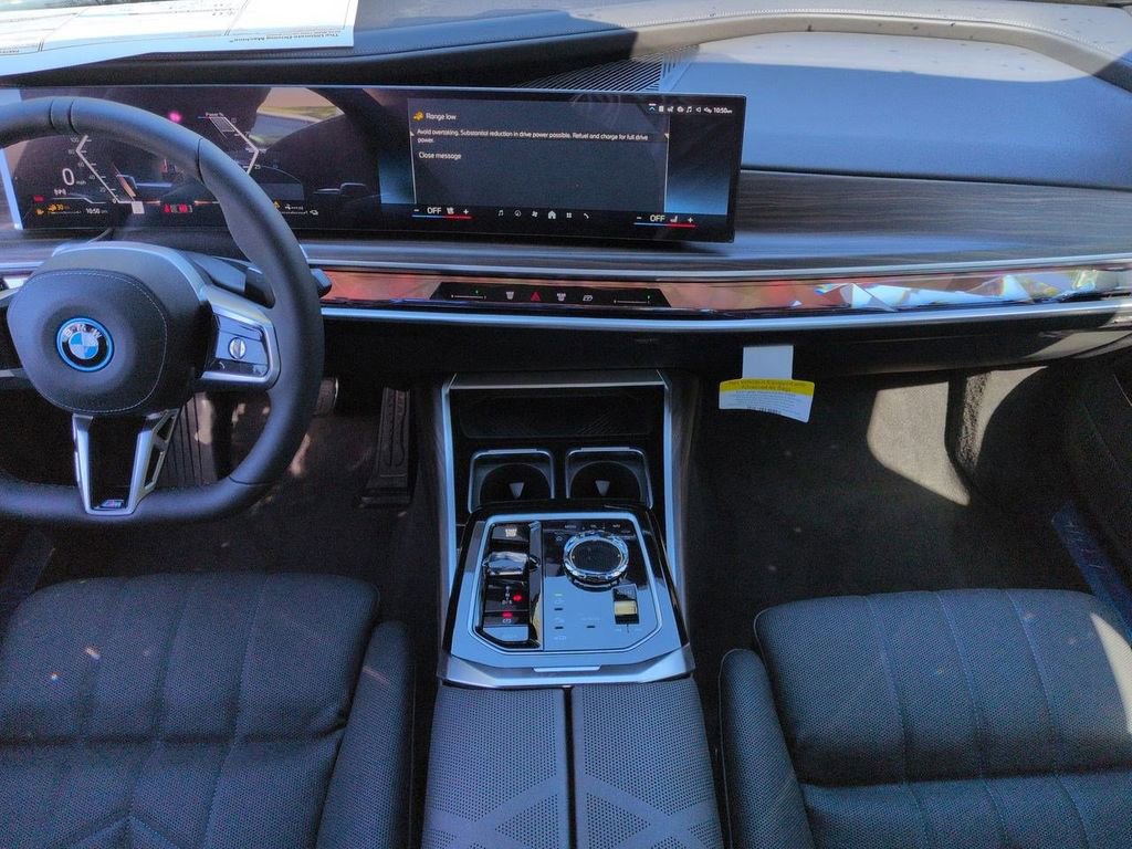 New 2026 BMW 750e xDrive w/ Executive Package image 14