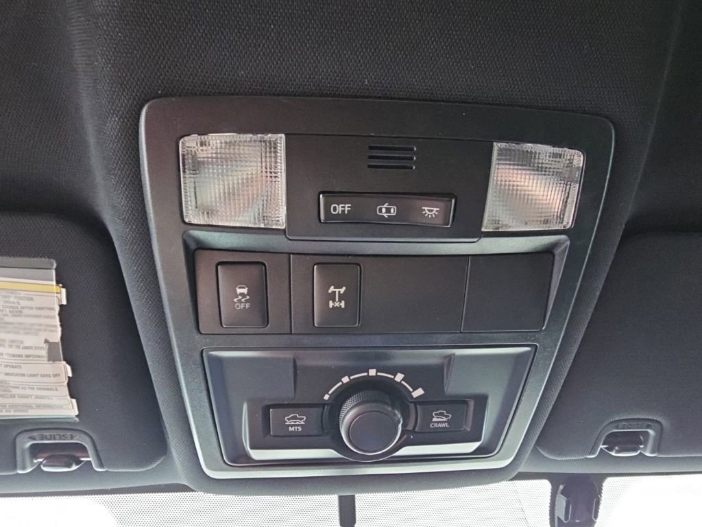 Used 2016 Toyota Tacoma TRD Off-Road w/ Towing Package AWD/4WD image 20