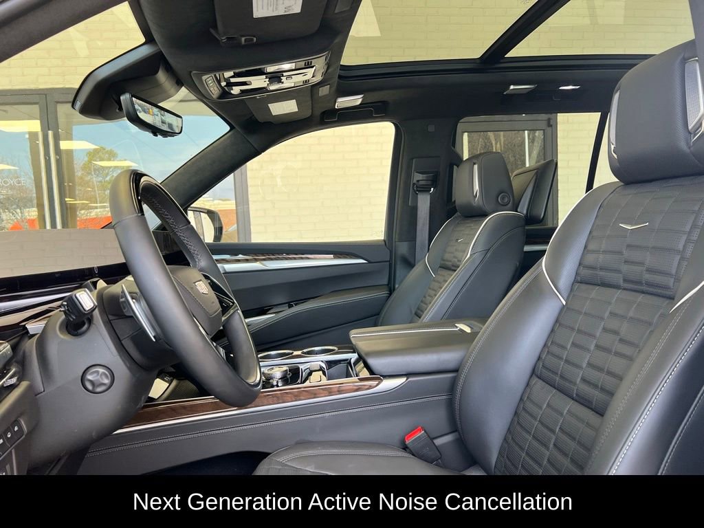 Used 2025 Cadillac Escalade Sport Platinum w/ LPO, ONYX Package image 10