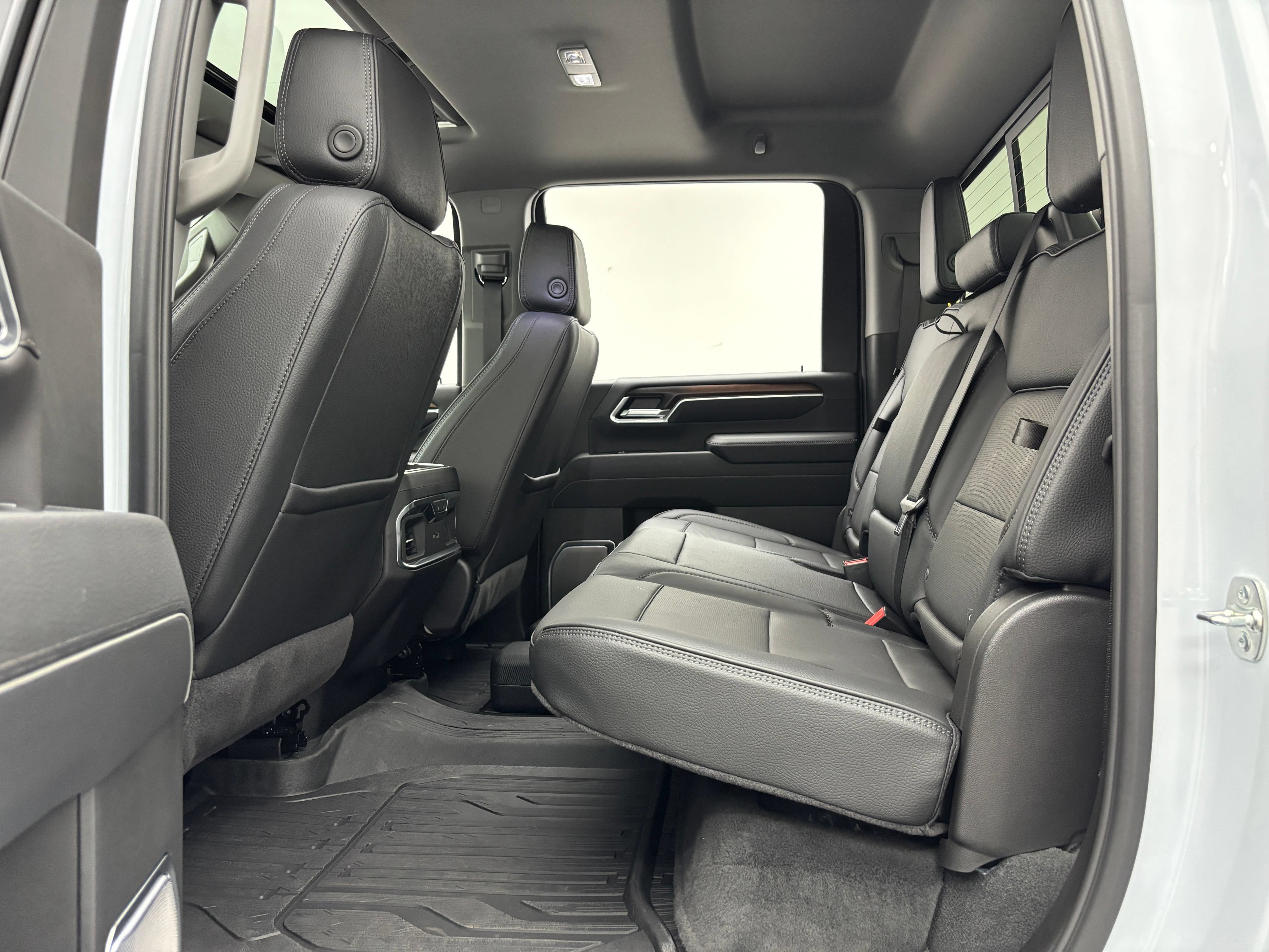 New 2026 GMC Sierra 2500 Denali w/ Denali Reserve Package AWD/4WD image 45