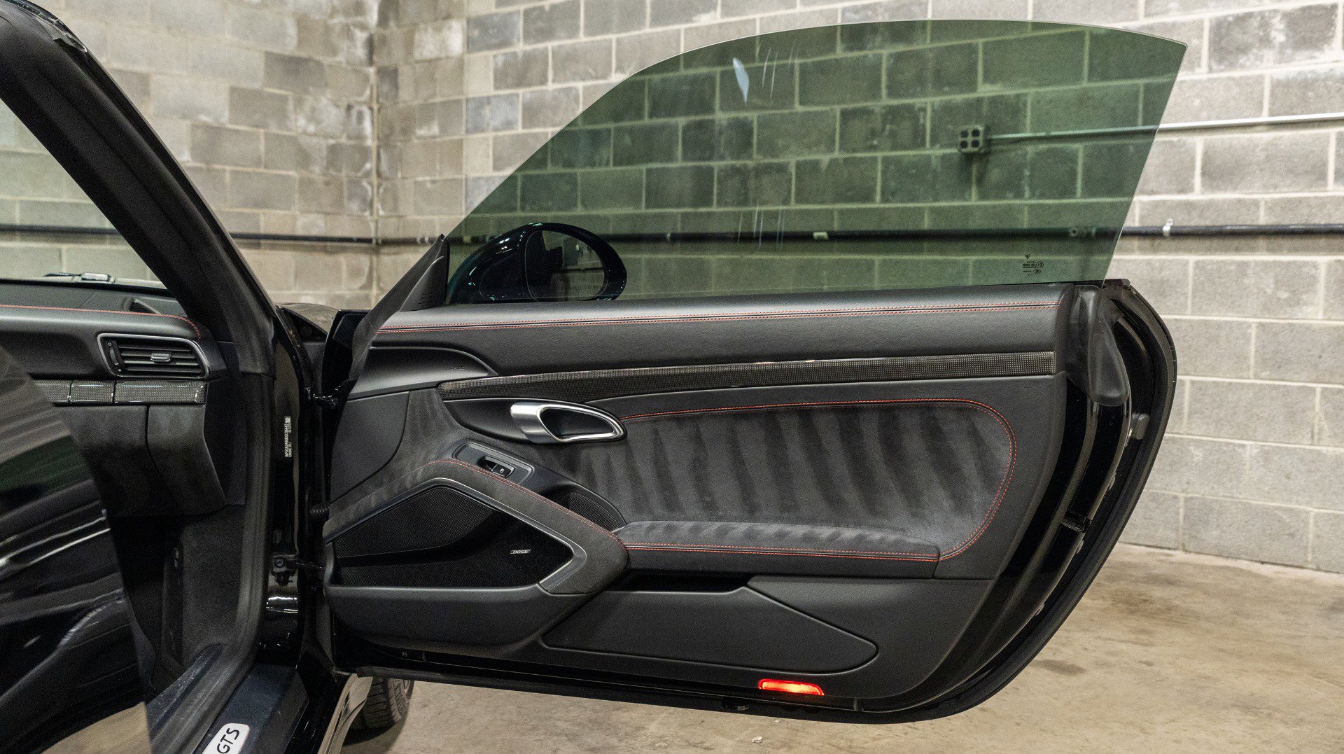 Used 2019 Porsche 911 Carrera 4 GTS image 42