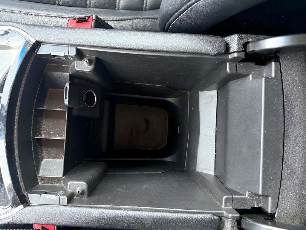 Used 2019 Ford Edge SEL w/ Equipment Group 201A image 27