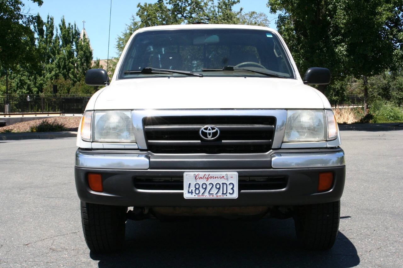 Used 1998 Toyota Tacoma 4x4 Xtracab image 3