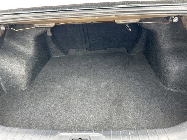 Used 2025 Nissan Altima 2.5 SV FWD image 11