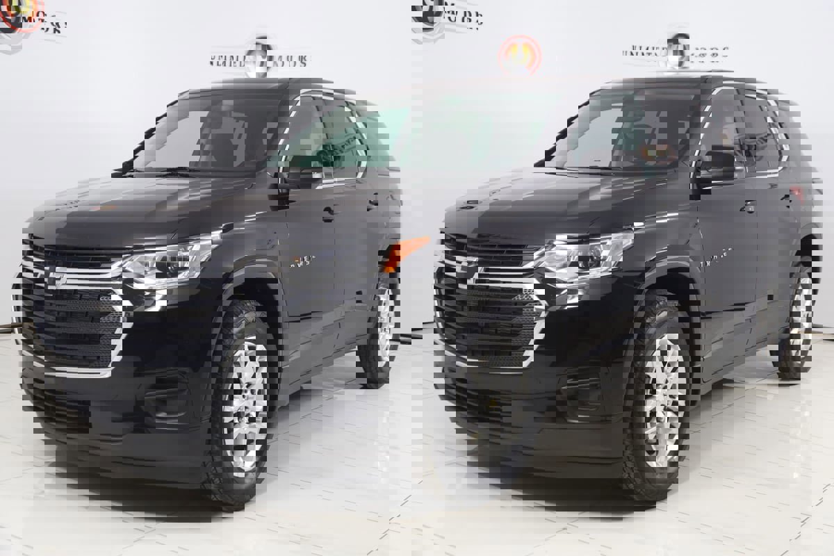 Used 2021 Chevrolet Traverse LS AWD/4WD image 5