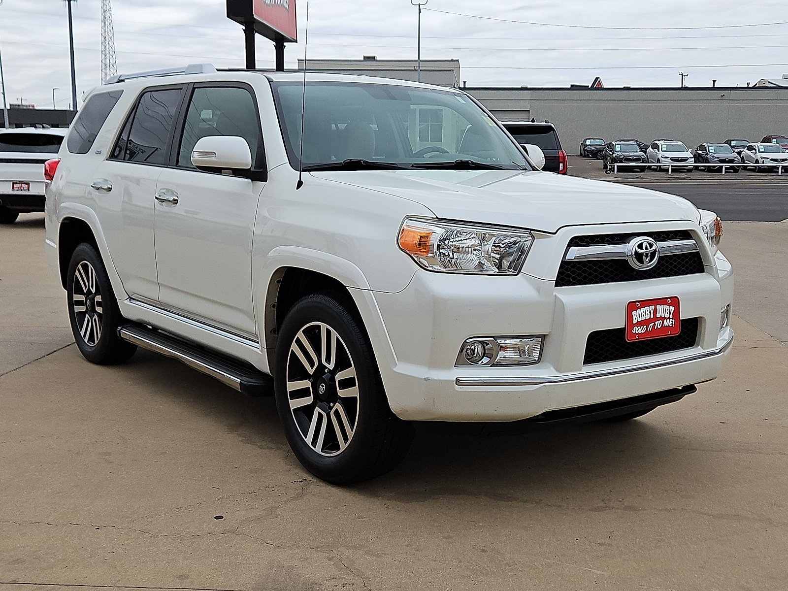Used 2011 Toyota 4Runner SR5 w/ Convenience Pkg RWD image 4