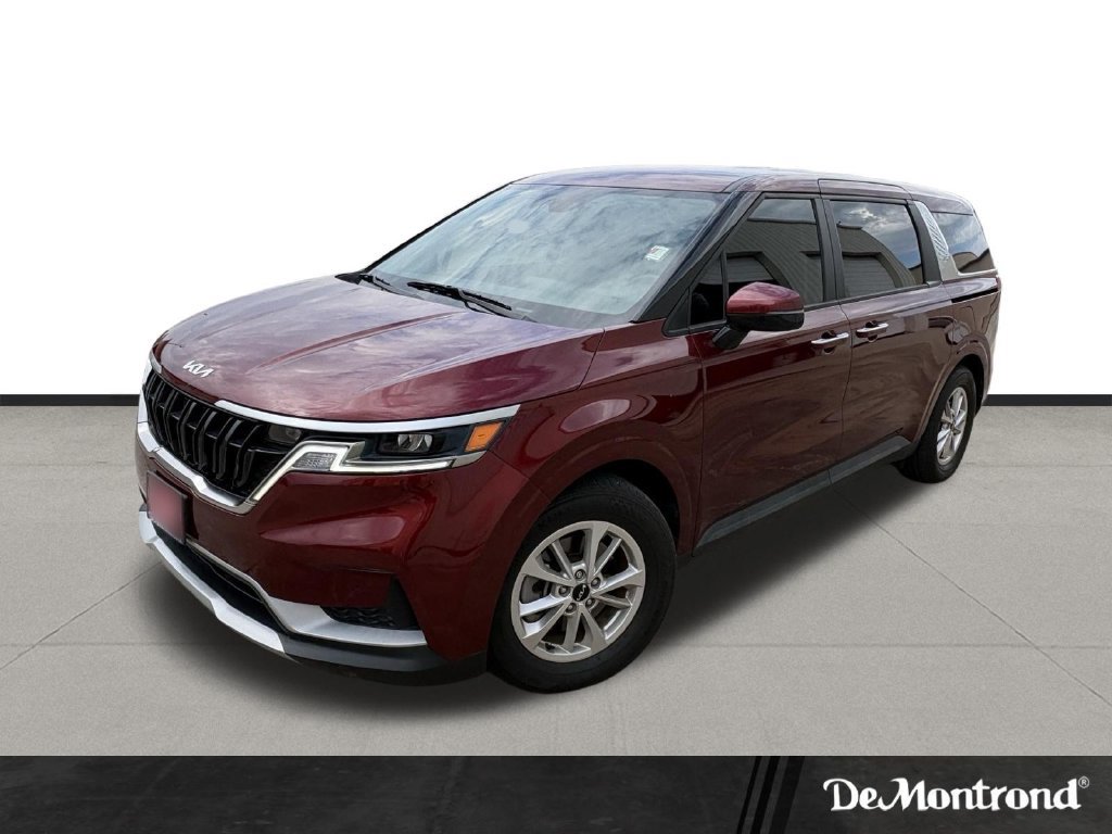 Used 2024 Kia Carnival LX FWD image 1