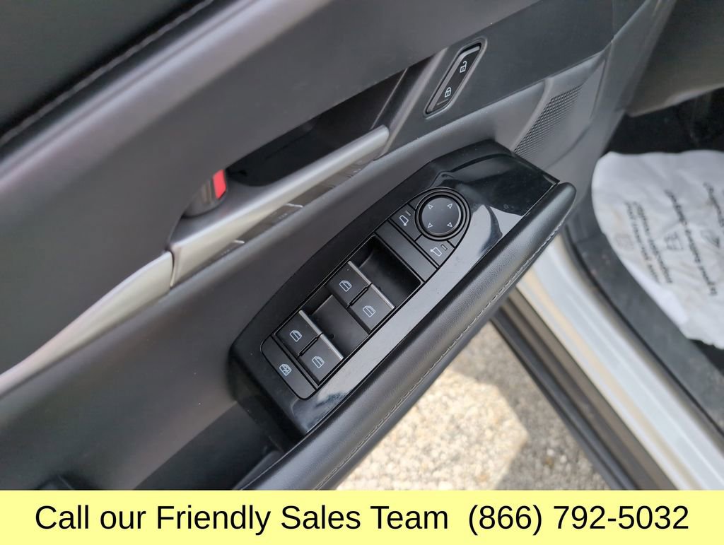 Used 2024 MAZDA CX-30 AWD 2.5 S w/ Select Sport Pkg image 13