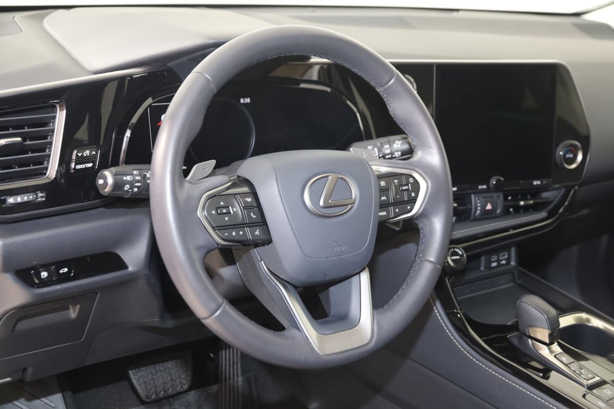 Used 2024 Lexus NX 250 FWD w/ Cold Area Package image 6