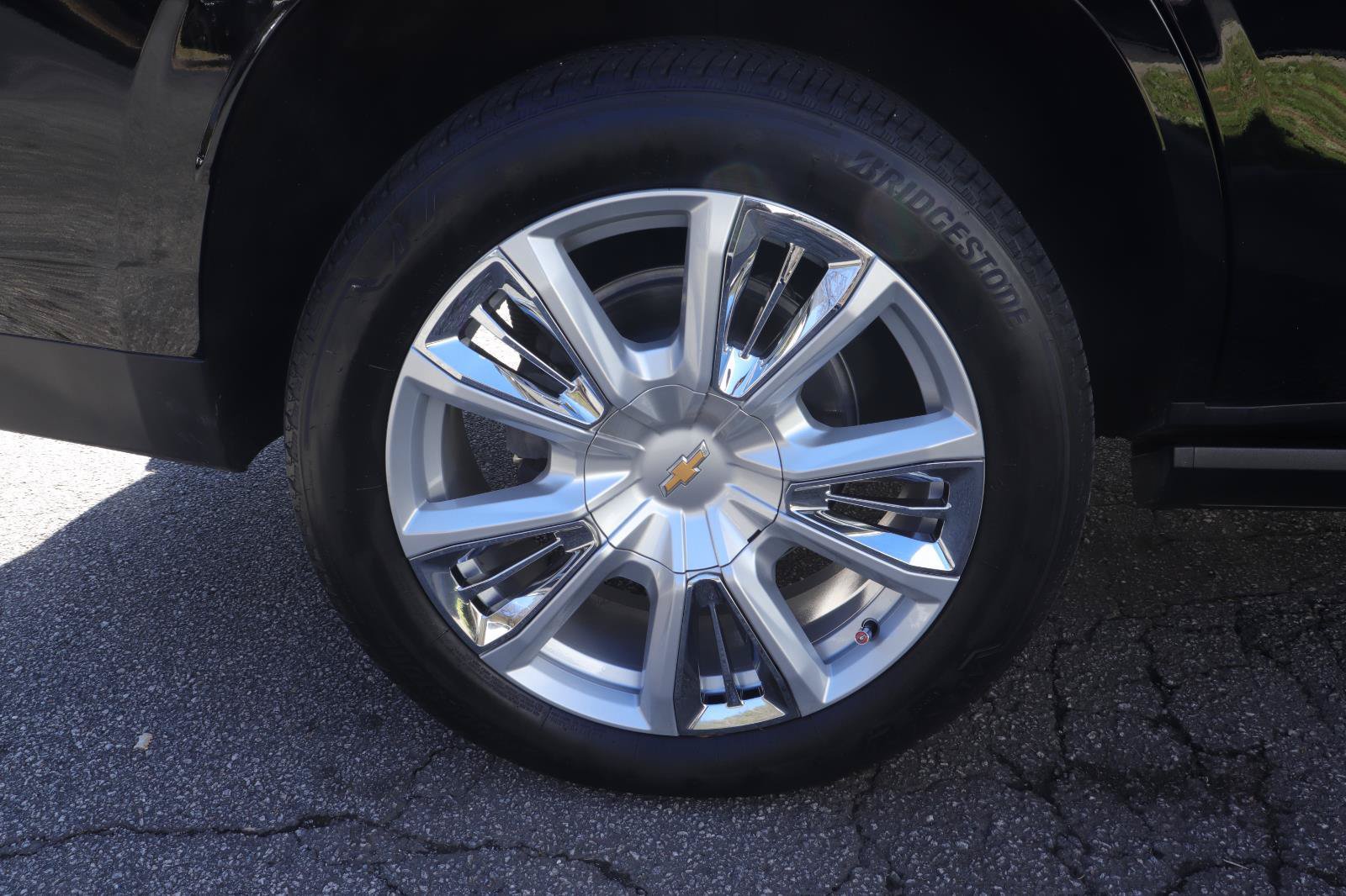 Used 2024 Chevrolet Tahoe High Country AWD/4WD image 48