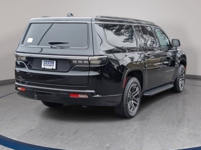 New 2026 Jeep Grand Wagoneer L 4WD image 5