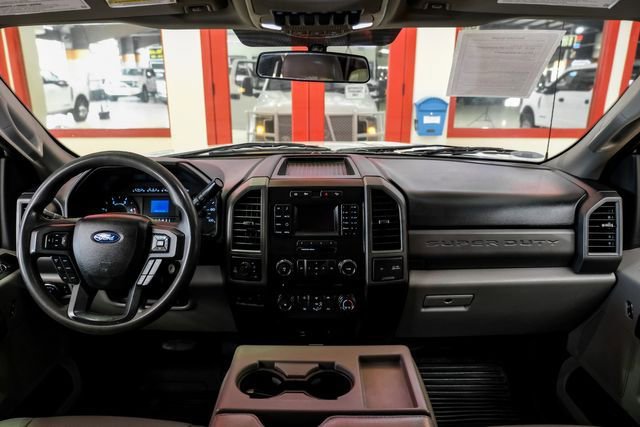 Used 2018 Ford F350 XL w/ Power Equipment Group AWD/4WD image 12