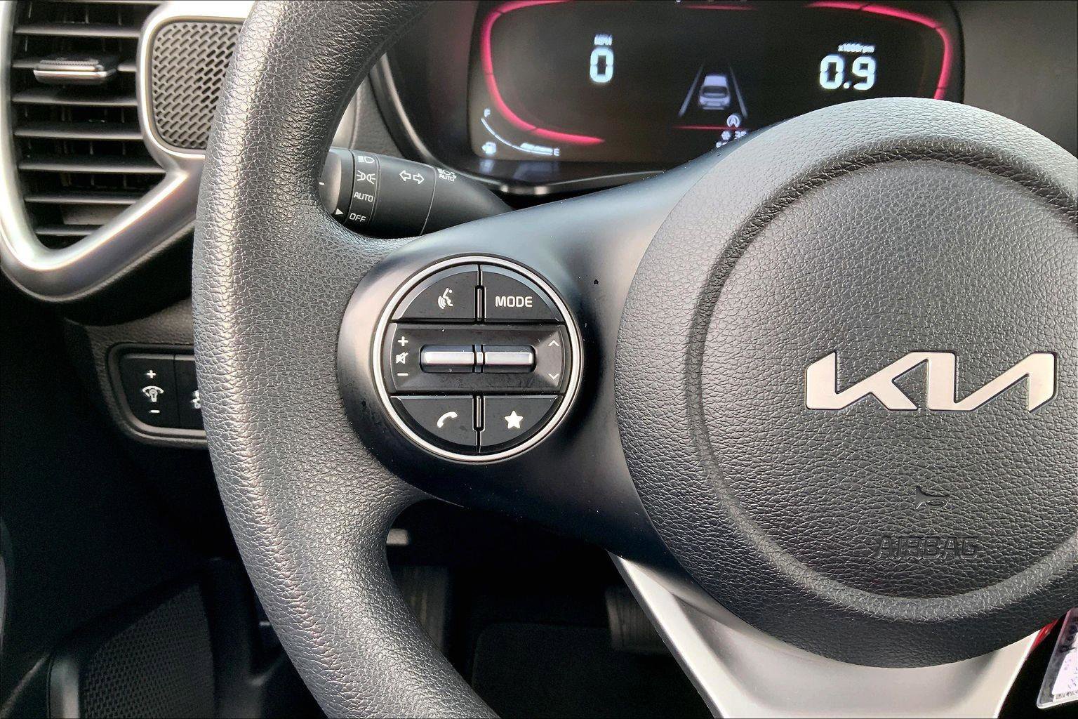 Used 2023 Kia Soul LX w/ Option Group 015 image 16