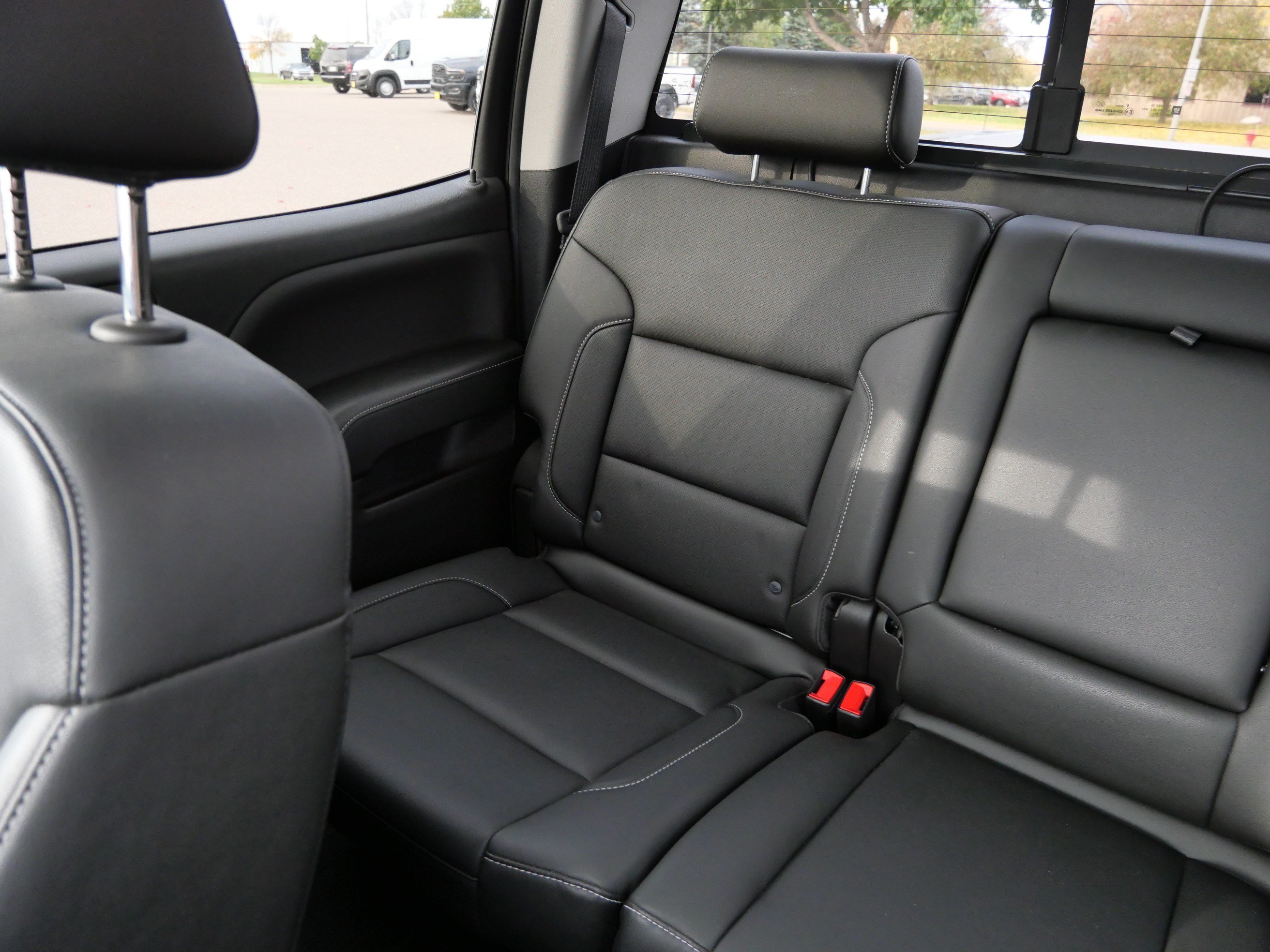 Used 2018 Chevrolet Silverado 1500 LTZ w/ Sport Package AWD/4WD image 12