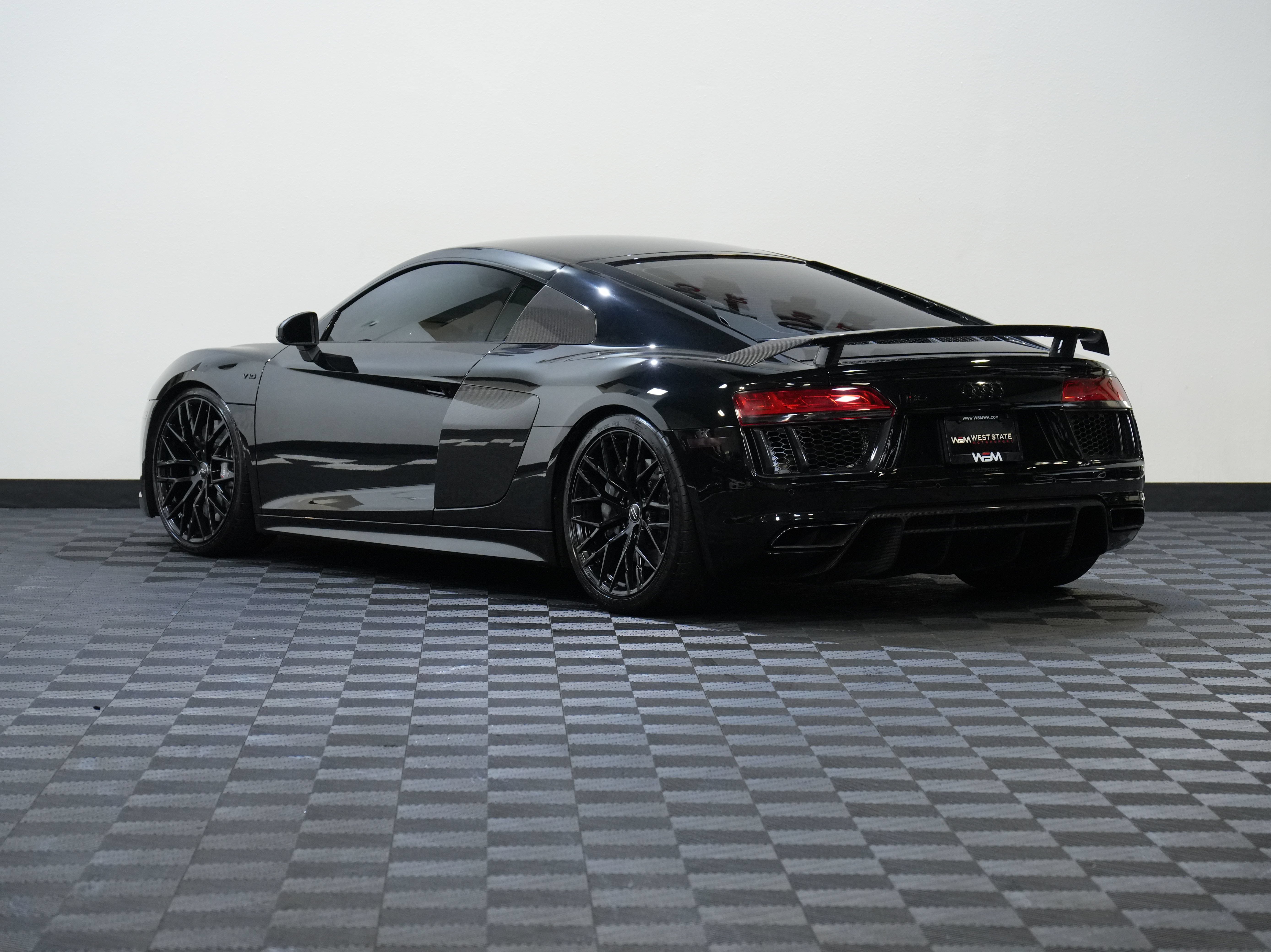 Used 2017 Audi R8 V10 plus AWD/4WD image 8