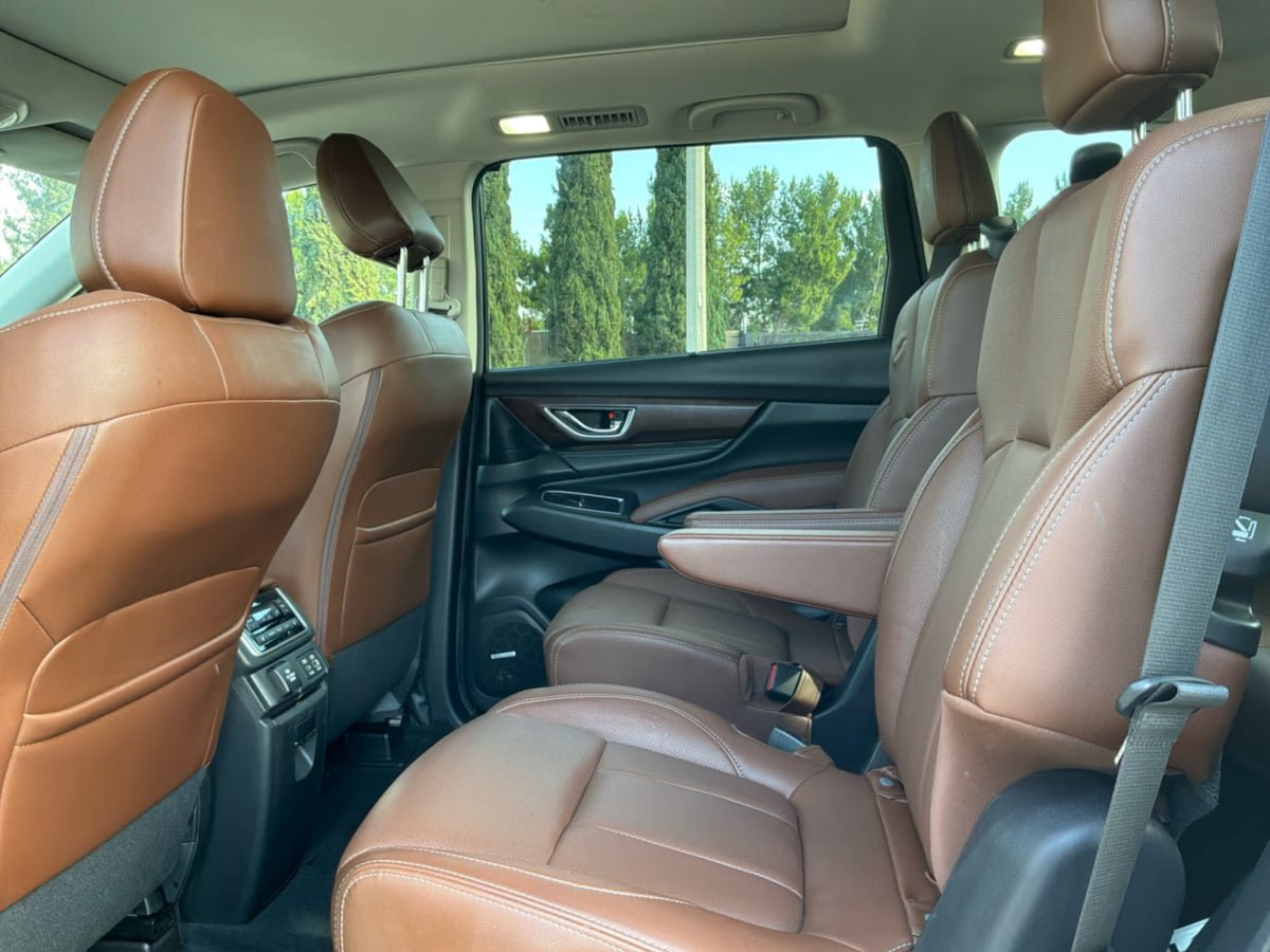 Used 2023 Subaru Ascent Touring AWD/4WD image 19