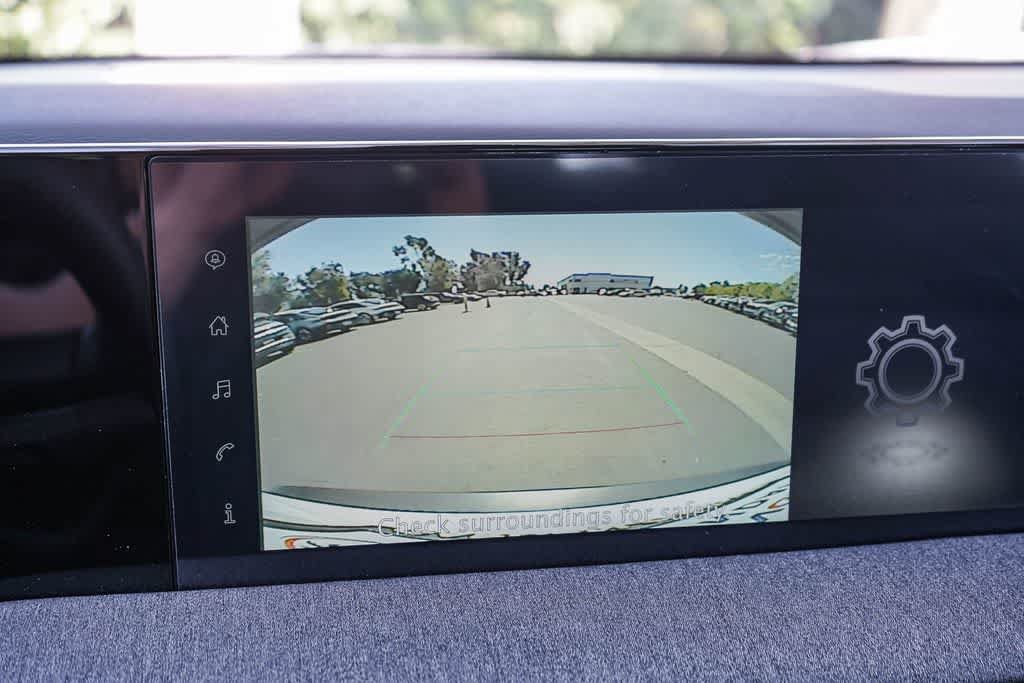 Used 2025 Nissan Kicks SV FWD image 24