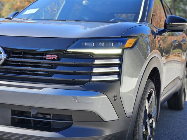 New 2026 Nissan Kicks SR w/ Cold Weather Package image 9