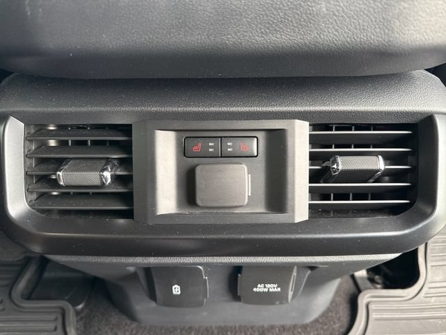Used 2022 Ford F150 Raptor w/ Raptor 37 Performance Package AWD/4WD image 22