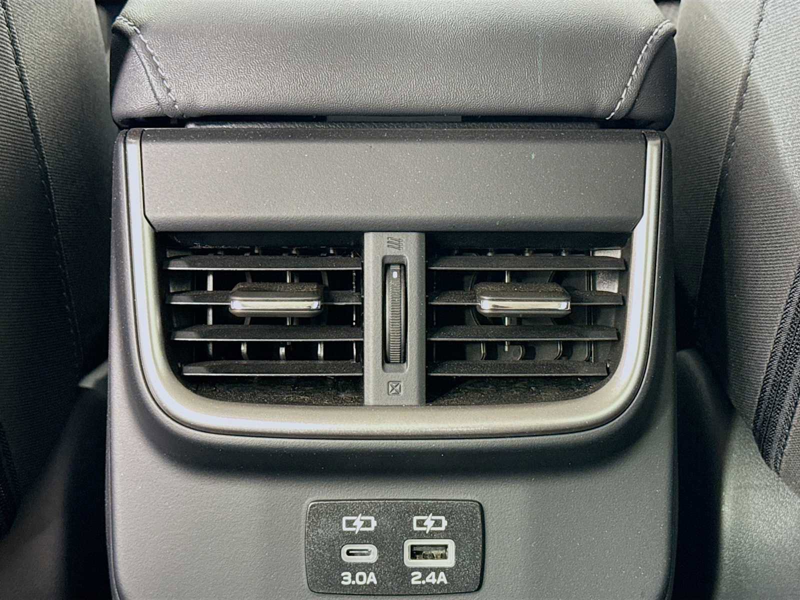 Used 2025 Subaru Outback Premium image 23