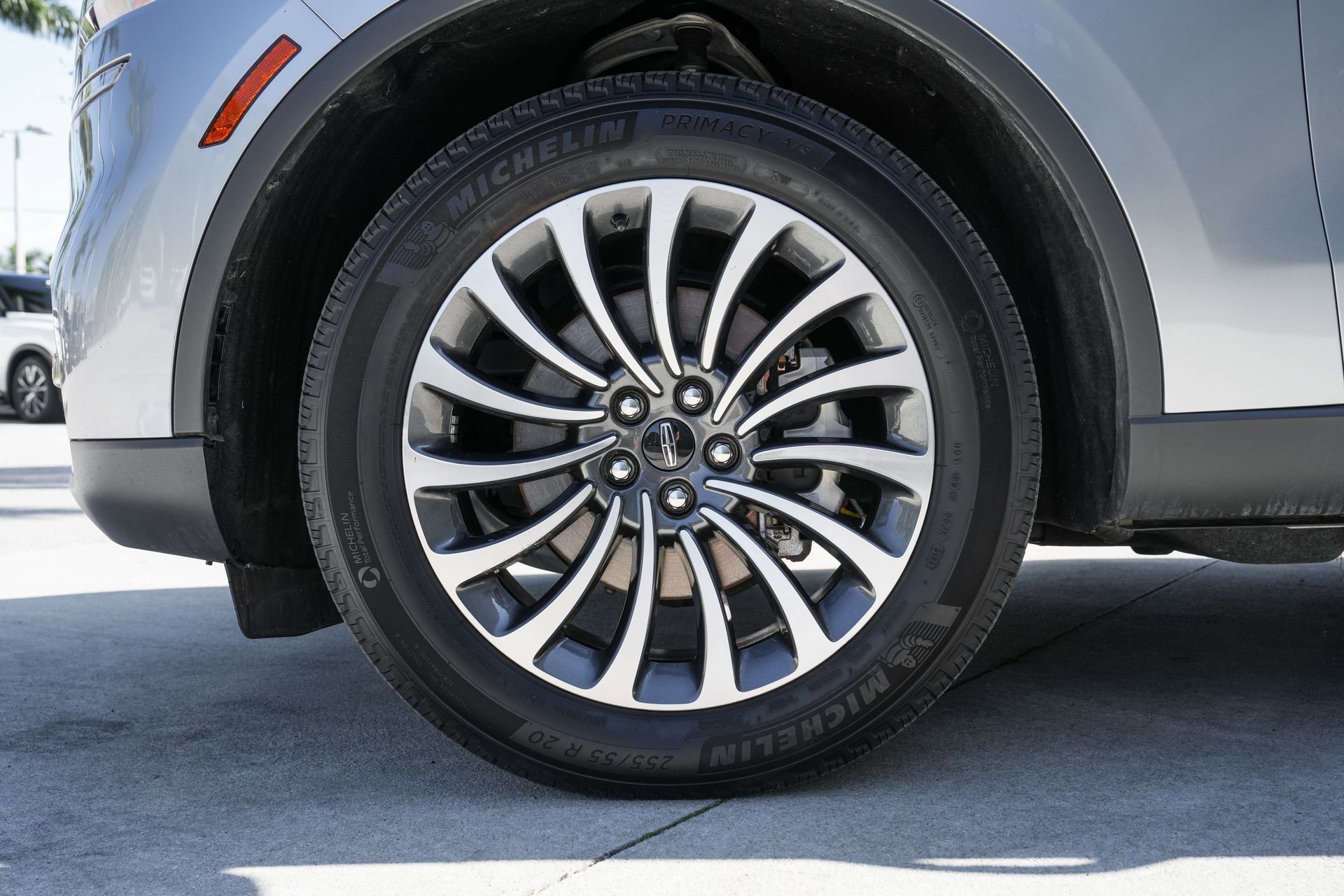 Used 2024 Lincoln Aviator Reserve image 29