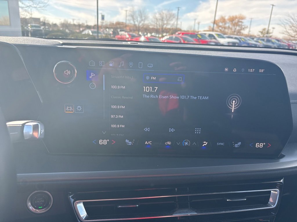 Certified 2025 Chevrolet Traverse LT image 13