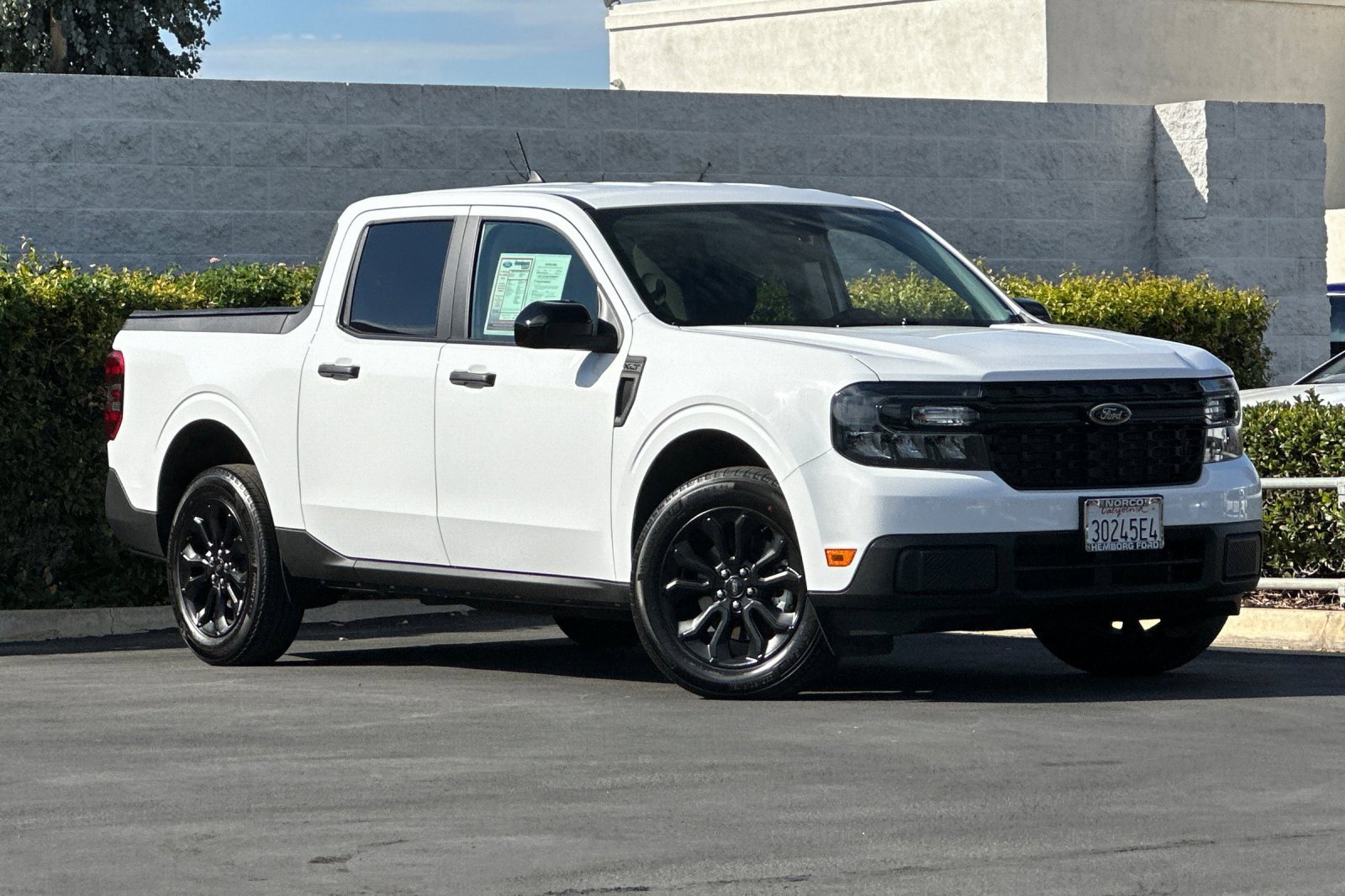 Used 2024 Ford Maverick XLT w/ XLT Luxury Package image 2