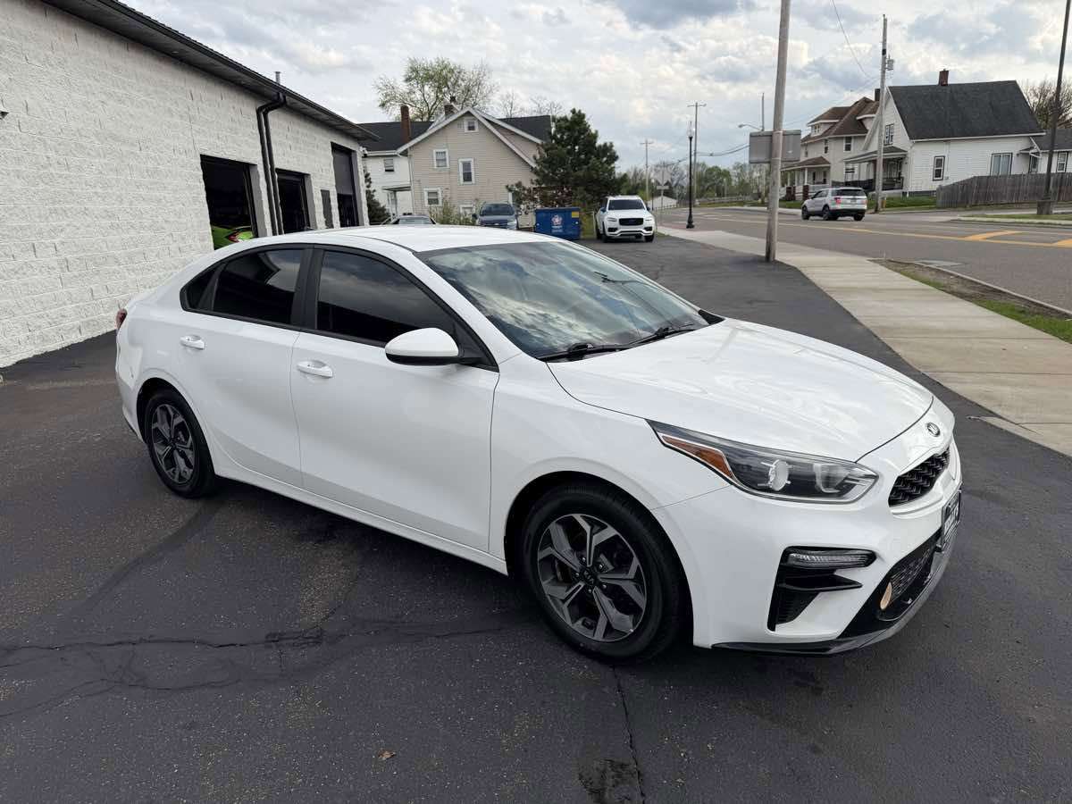 Used 2019 Kia Forte LXS FWD image 6
