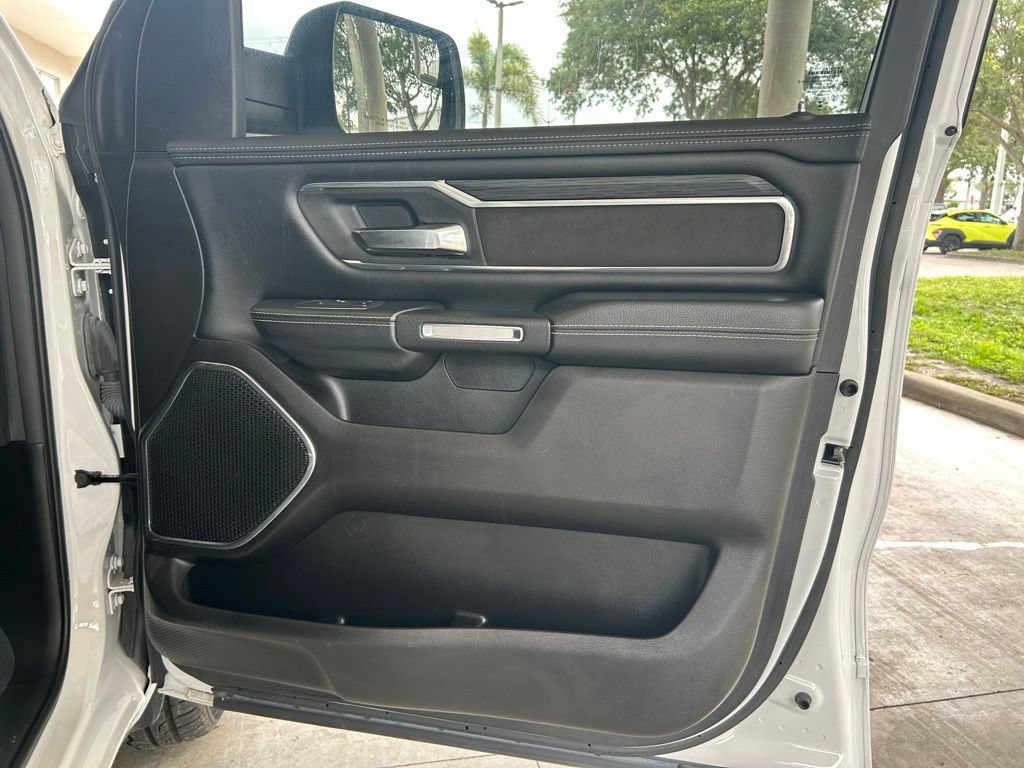 Used 2024 RAM 1500 Laramie RWD image 30