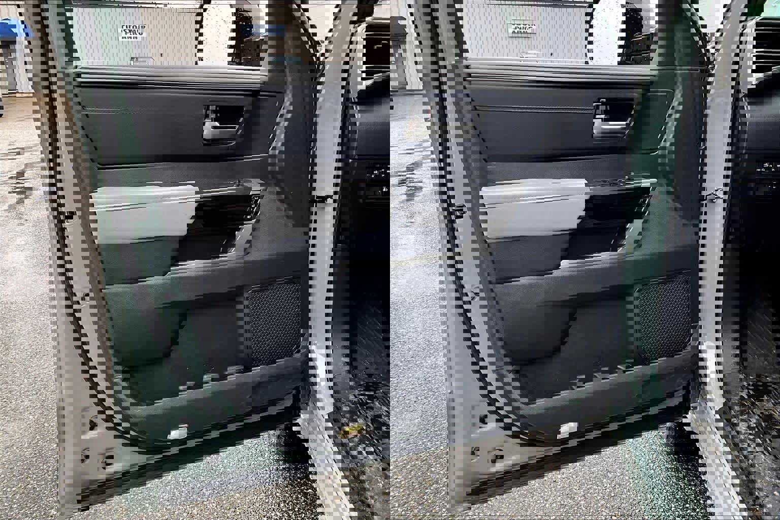 Used 2025 Toyota Tundra Limited image 22