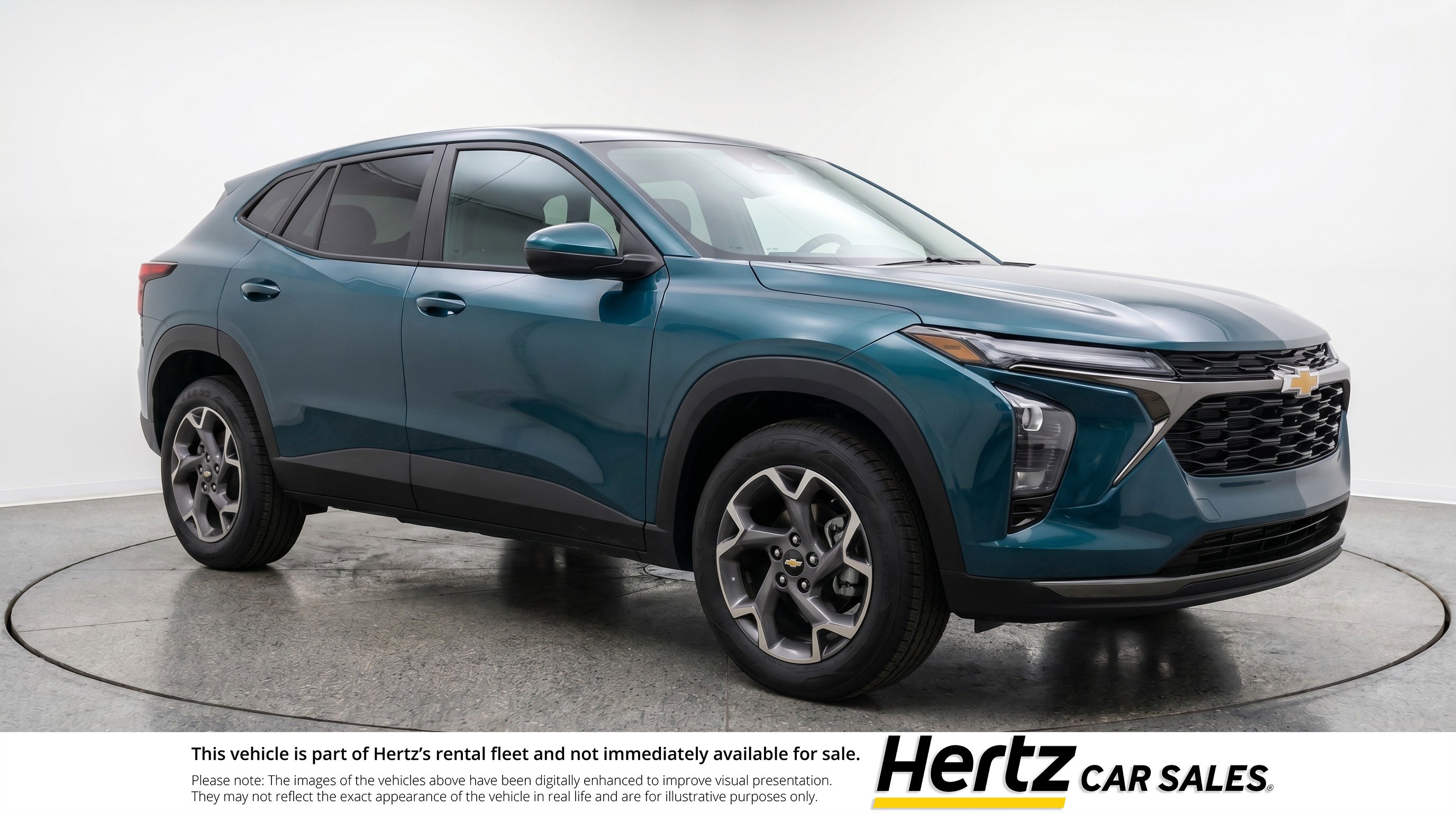 Used 2025 Chevrolet Trax LT w/ LT Convenience Package FWD image 1