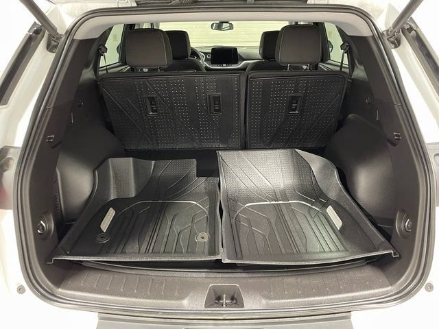 Used 2024 Chevrolet Blazer LT w/ Convenience Package AWD/4WD image 24