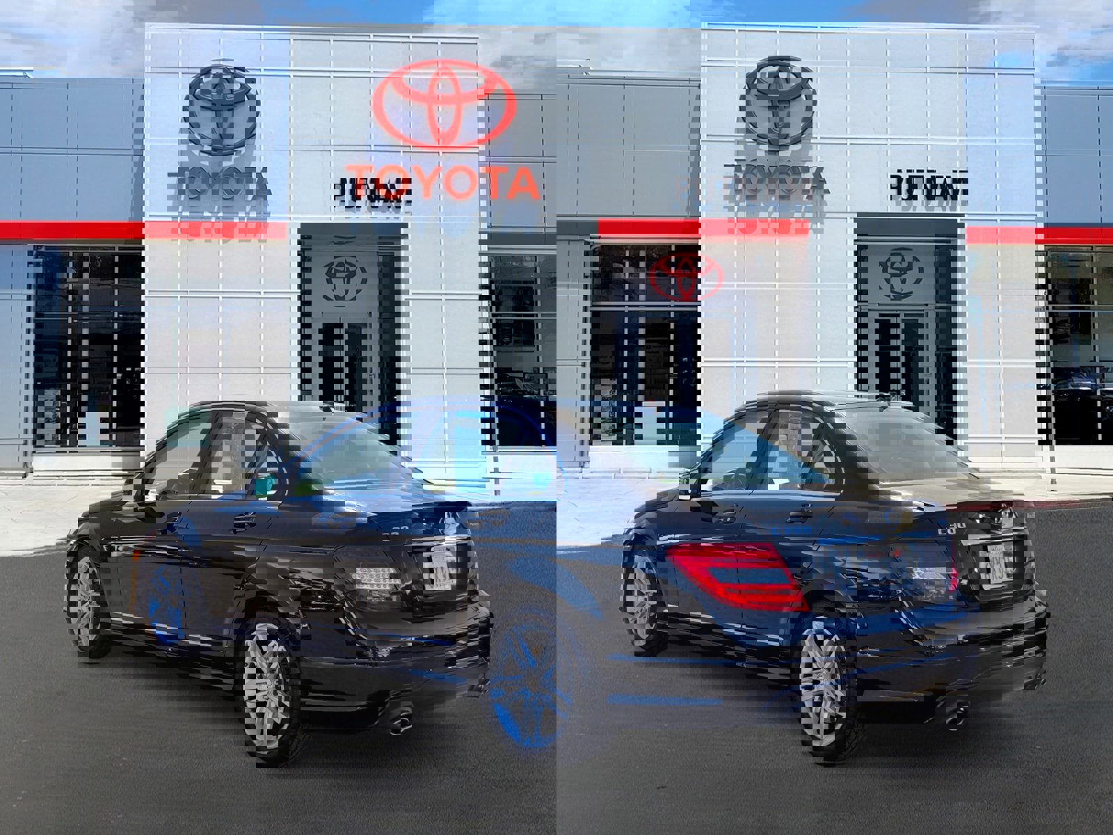 Used 2013 Mercedes-Benz C 300 4MATIC Sedan image 6