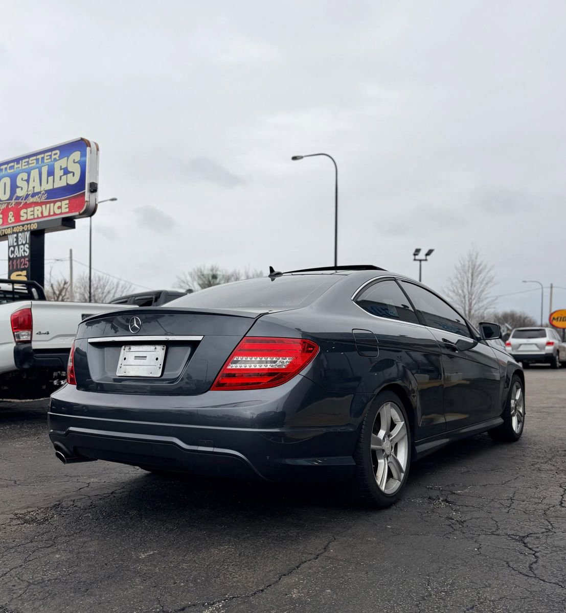 Used 2013 Mercedes-Benz C 250 Coupe image 3