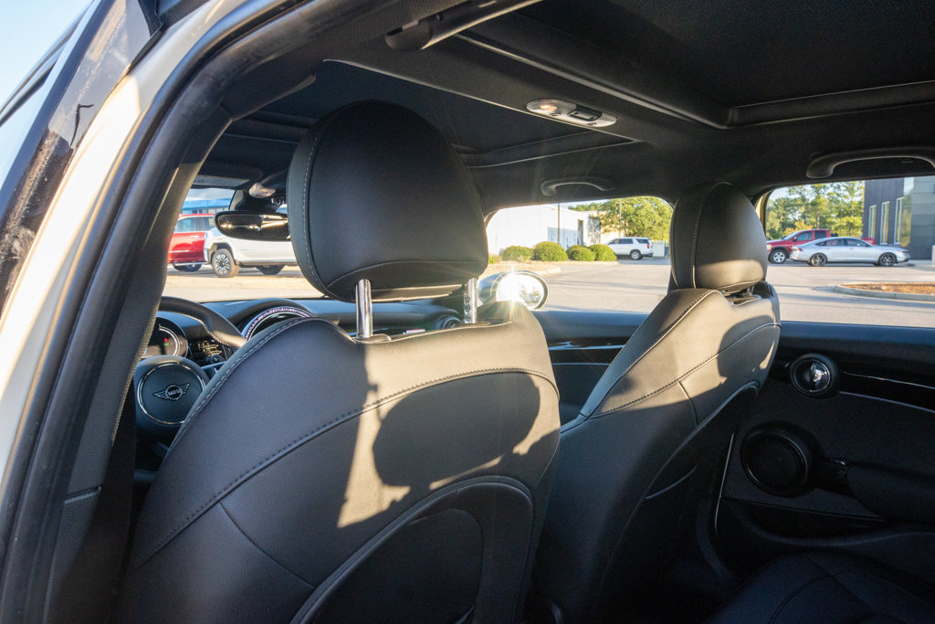 Used 2023 MINI Cooper S FWD image 16