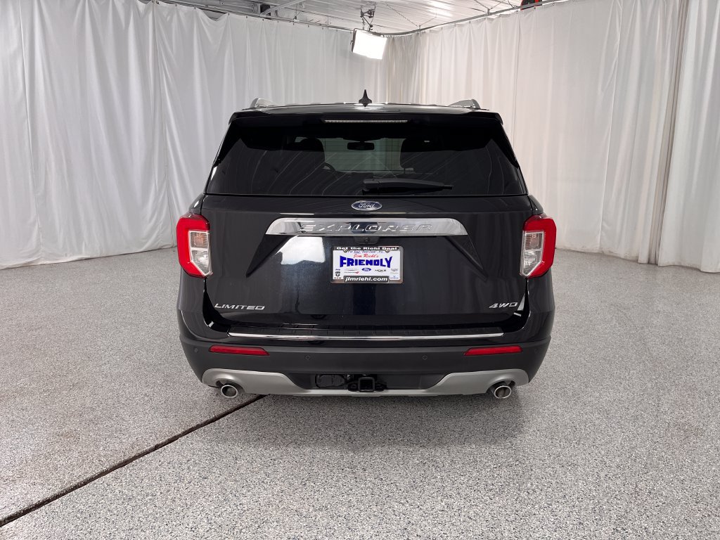 Used 2022 Ford Explorer Limited w/ Equipment Group 301A AWD/4WD image 12