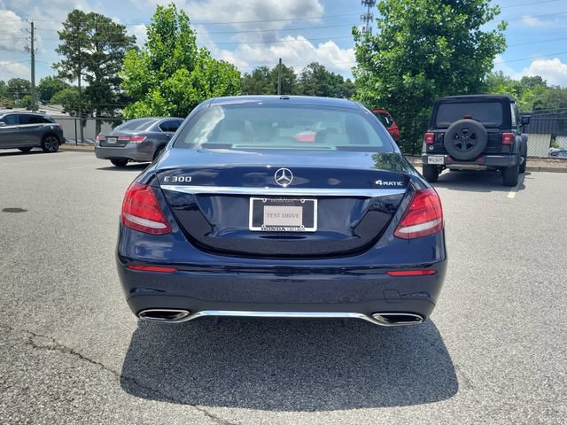 Used 2019 Mercedes-Benz E 300 4MATIC image 5