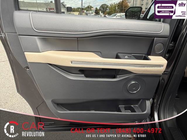 Used 2024 Ford Expedition Max Limited AWD/4WD image 50