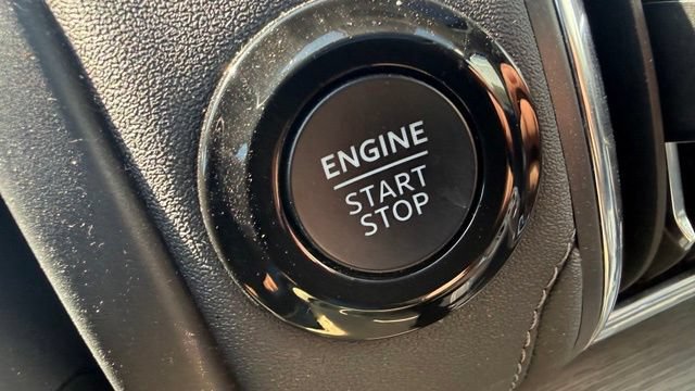 Used 2025 Ford Expedition Max Platinum AWD/4WD image 19