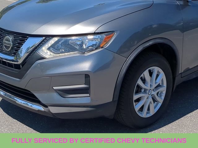 Used 2018 Nissan Rogue SV image 16