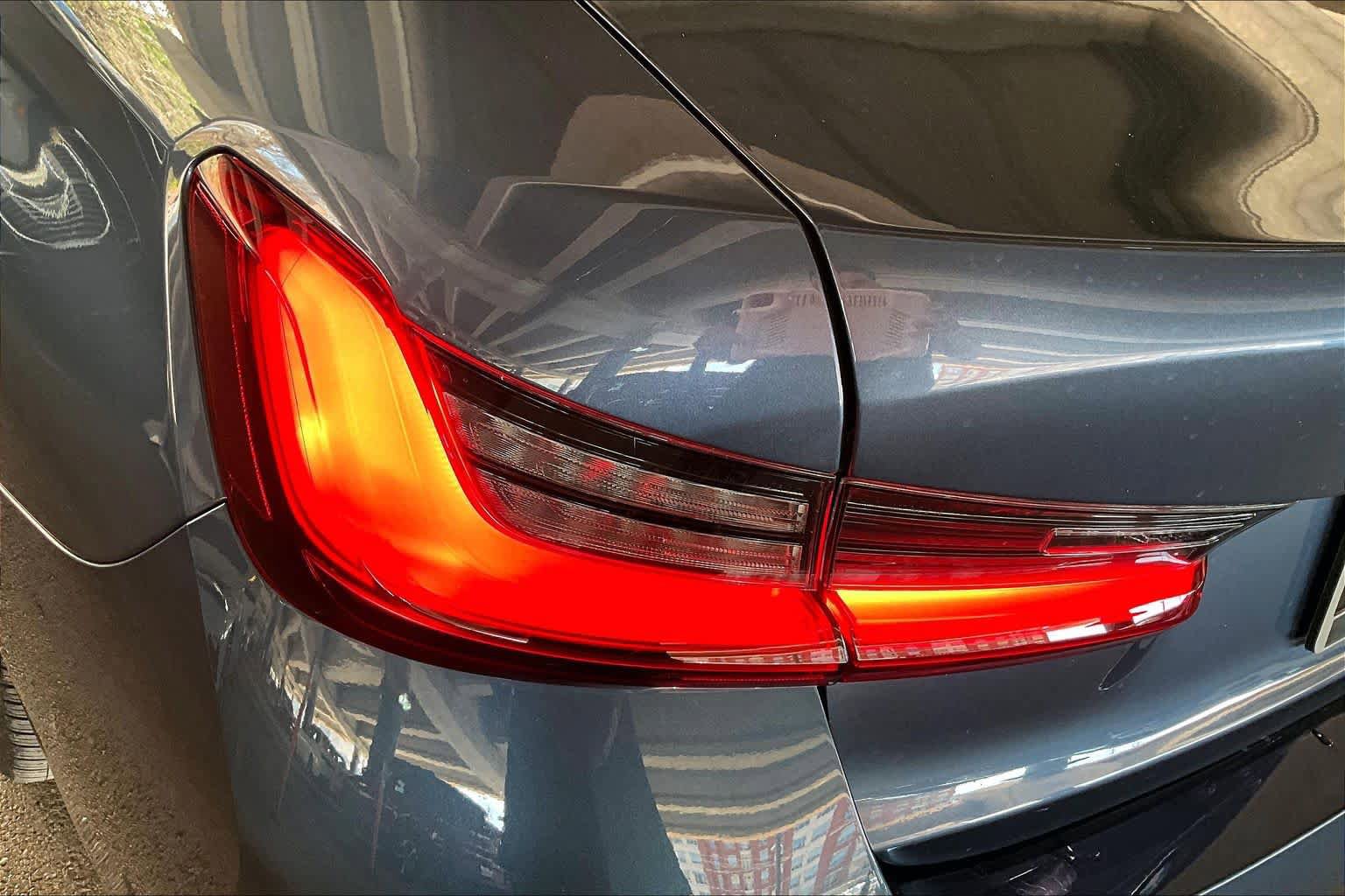 Used 2025 BMW 330i Sedan image 28
