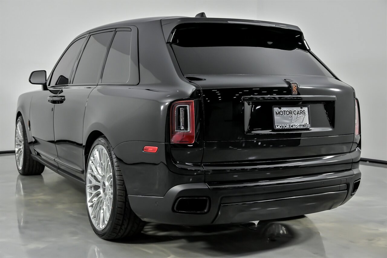 Used 2022 Rolls-Royce Cullinan image 10