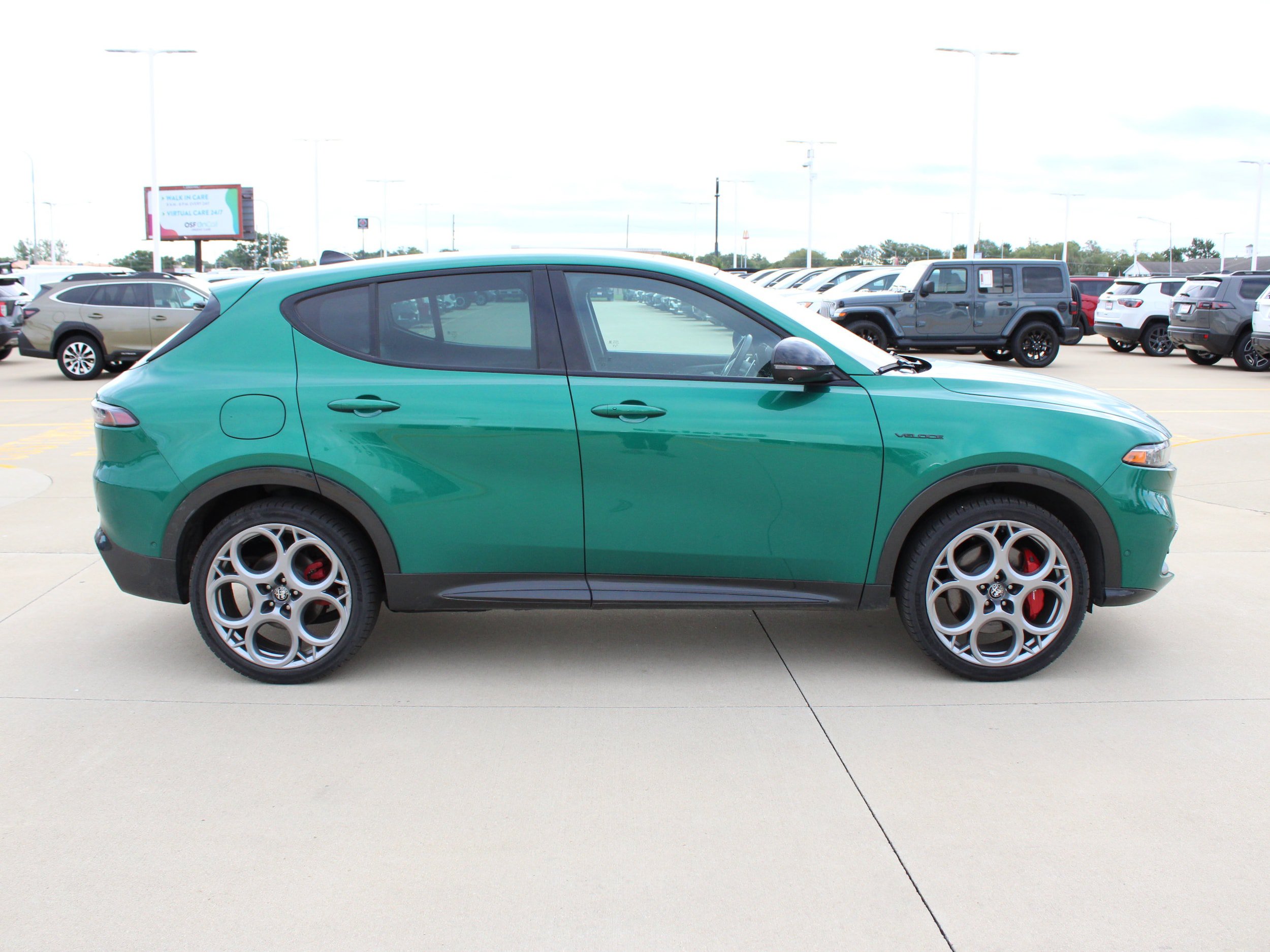 Used 2024 Alfa Romeo Tonale Veloce AWD/4WD image 6