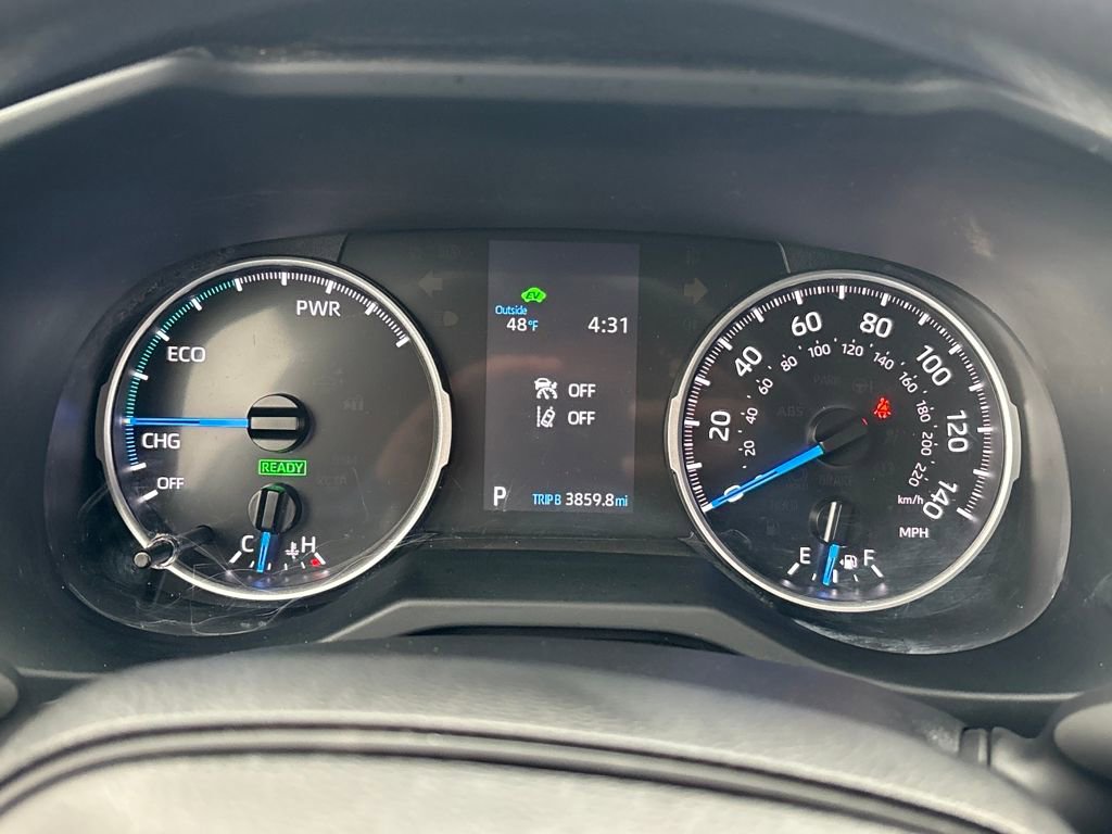 Used 2022 Toyota RAV4 XLE image 20