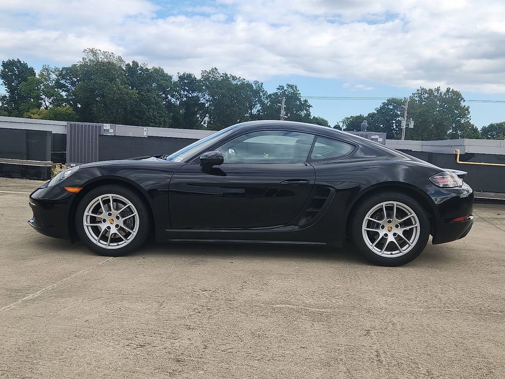 Certified 2018 Porsche 718 Cayman image 2