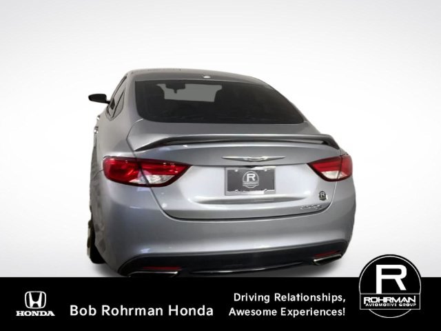 Used 2015 Chrysler 200 S w/ Comfort Group FWD image 7