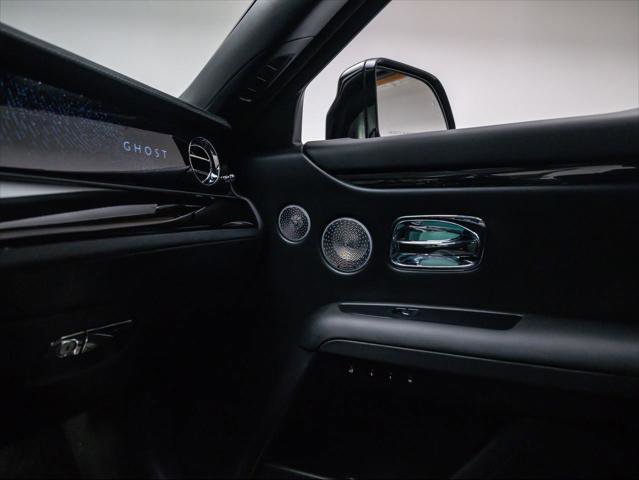 Used 2025 Rolls-Royce Ghost image 43