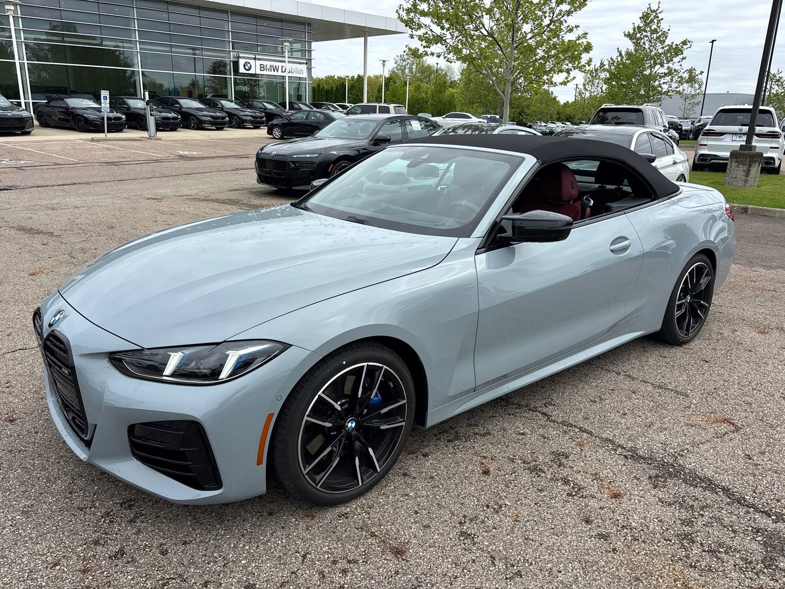 Used 2026 BMW M440i Convertible RWD image 1